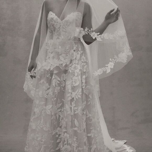 Jenny Yoo Madeline Wedding Gown Size 16 NEW - Picture 10 of 13